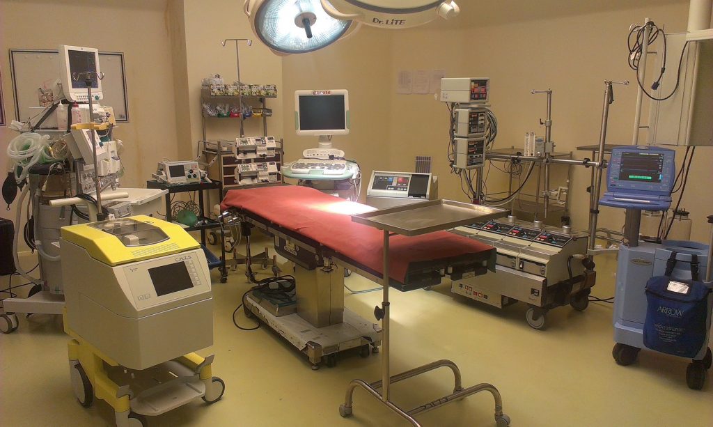 Cardiac surgery operating room preparation